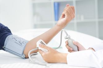 如何定位高血压疾病的分期呢