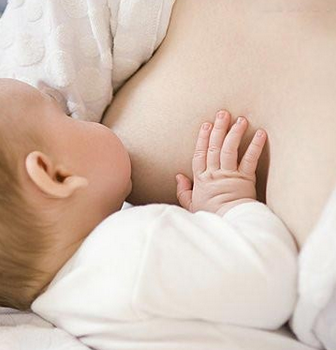 早产的宝宝用母乳喂养最合适