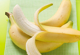 香蕉皮的9大妙用：可治湿疹痔疮高血压口腔溃疡