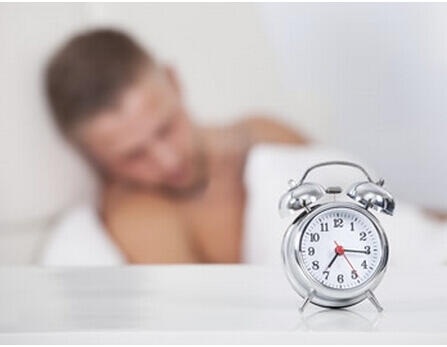 男人失眠危害大 可能致性功能障碍