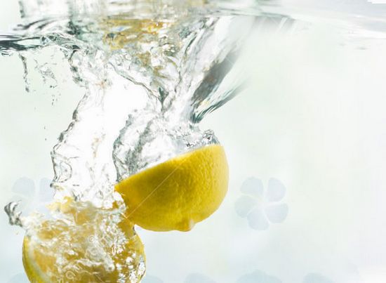 夏天常喝柠檬水，可以护肝养肝！