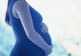 刚刚怀孕的第一个月，哪些迹象会给你报喜