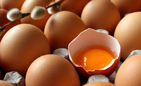 鸡蛋营养高，但吃完别做7件事