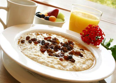早餐吃燕麦控制体重，煮的、泡的，效果一样好？