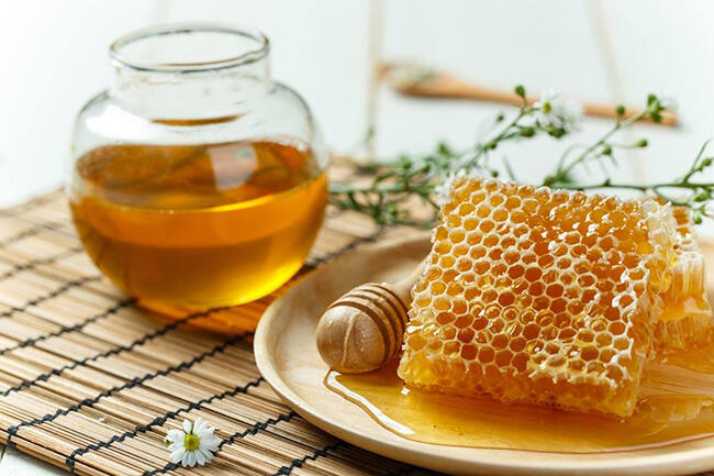 蜂蜜的八大妙用，只用来吃就浪费了