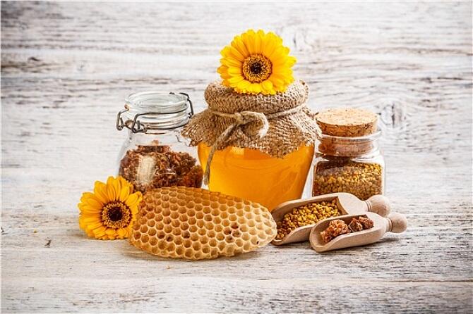 吃蜂蜜好处多，搭配这些一起吃，营养翻倍