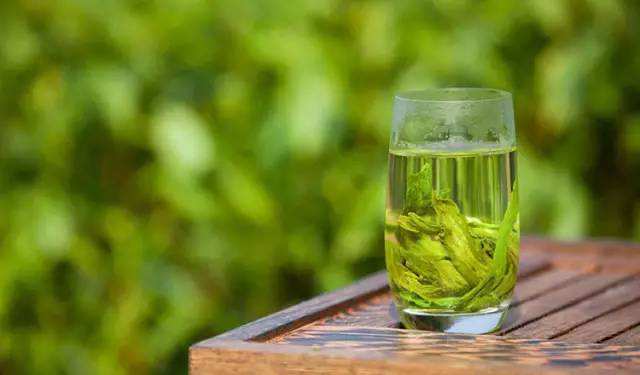 绿茶搭配这些一起更好喝，作用更多！